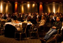 Al GlobalPETS Forum 2020 di Atene si studia il Pet Owner