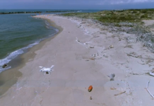 L’occhio del drone monitora la costa toscana