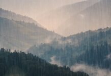 Alpi: con due gradi in più probabile raddoppio di temporali estivi di tipo estremo